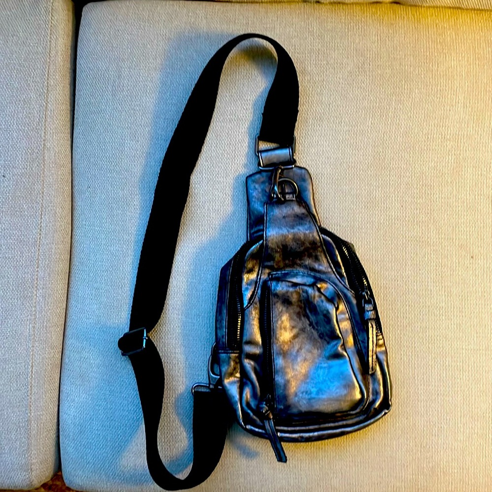Free People Hudson Sling Bag in gunmetal. Excellent condition. For men & women
